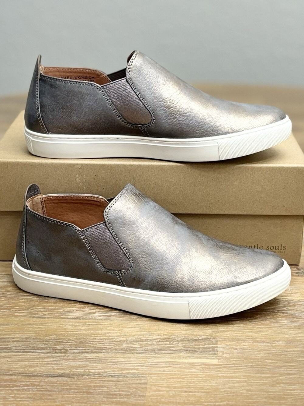 GENTLE SOULS By KENNETH COLE LOWE SLIP ON Women’s SNEAKER PEWTER US Size 6 M NEW